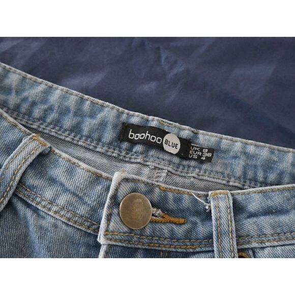 Boohoo Mid -Rise Skinny Ripped Jeans 4 #1700-B5 - Picture 5 of 6